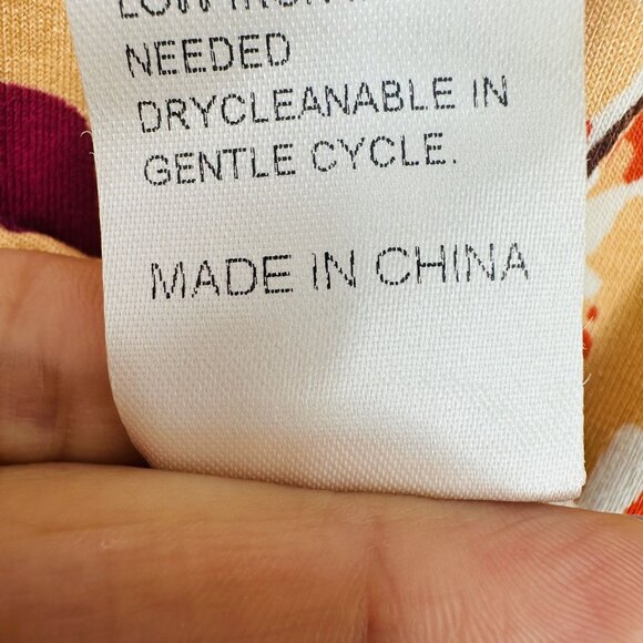 Mengpipi Floral Multicolor Tiered Short Flutter Sleeve V-Neck Top Blouse Size M - Picture 9 of 9